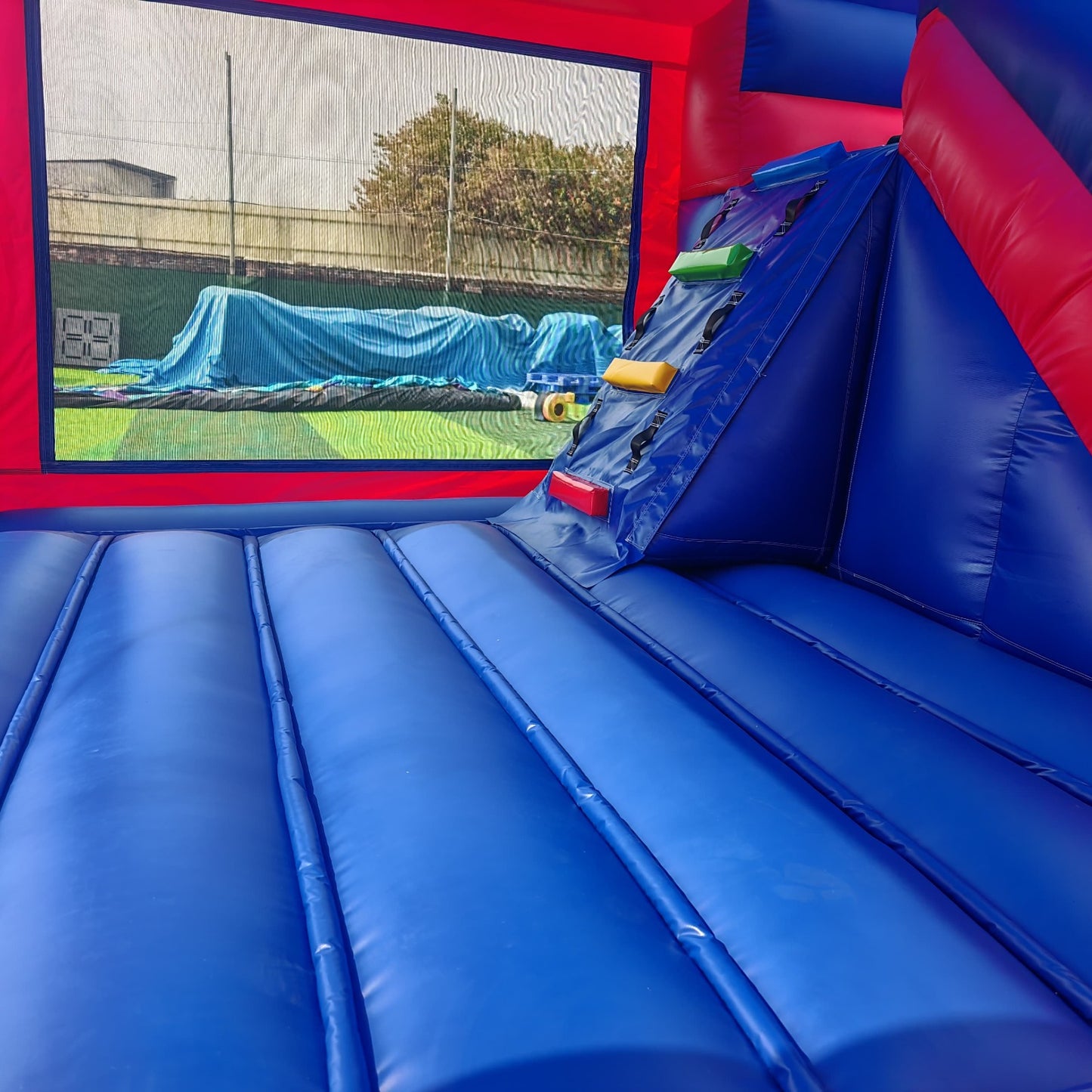 Château Gonflable Happy Spiderman 7x4
